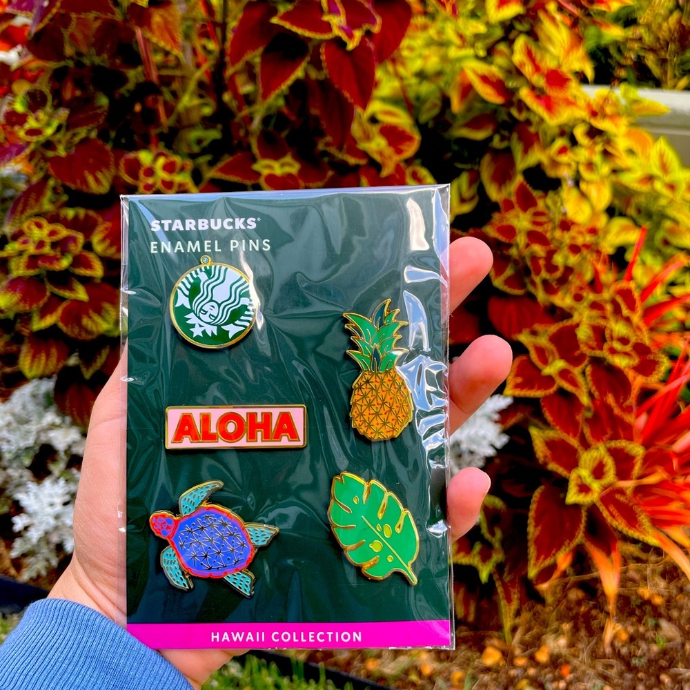 **NEW** Starbucks ALOHA HAWAII exclusive enamel pins!